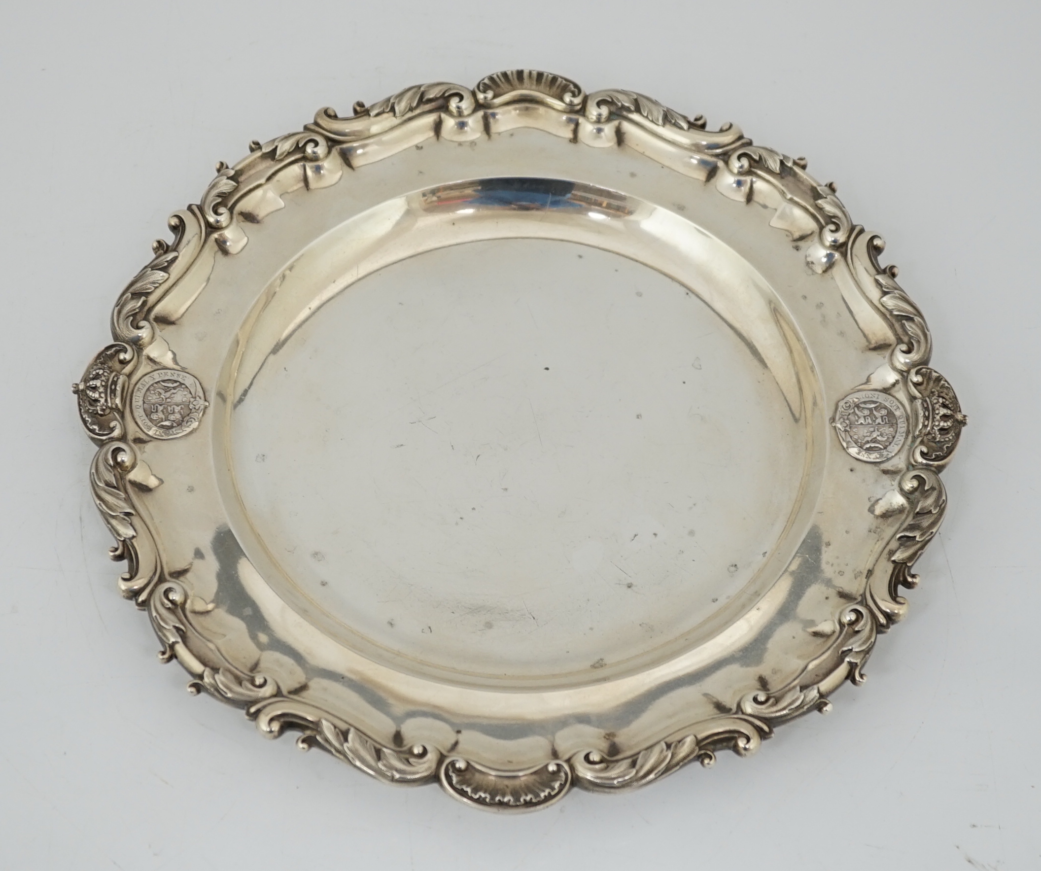 Duke of Brunswick service: An early Victorian silver serving plate by John Mortimer & John Samuel Hunt